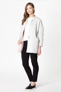 Płaszcz Damski Model Arbo 18070 Light Grey